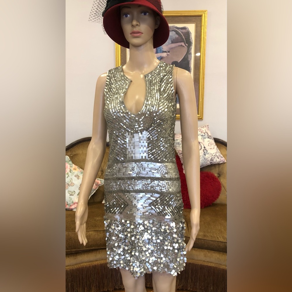 Farahkan sequin silverbeaded dress size XS, Small New!